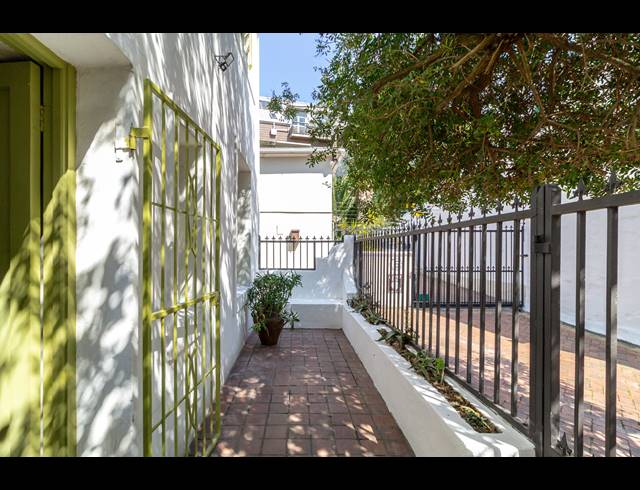 2 BEDROOM FREESTANDING FOR SALE IN SALT RIVER